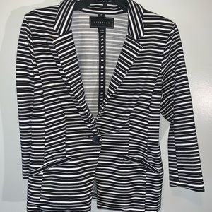 - Metaphor jacket 001